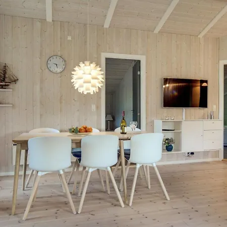 Barnet - 2-2km From The Sea In Nw Jutland By Interhome *