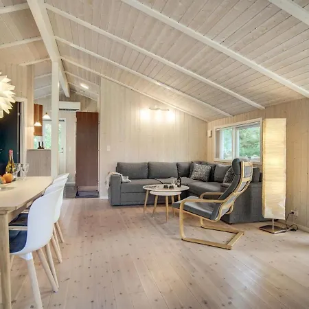 Barnet - 2-2km From The Sea In Nw Jutland By Interhome *
