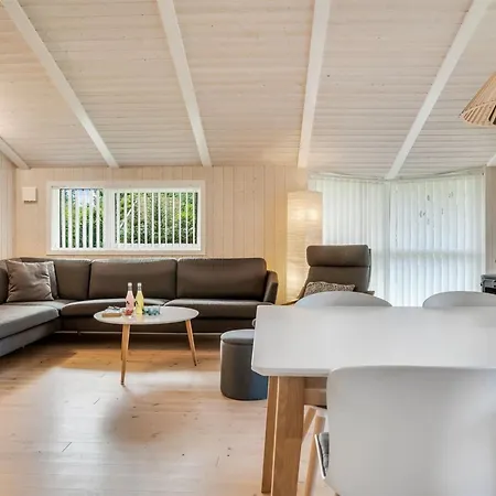 Barnet - 2-2km From The Sea By Interhome Feriehus
