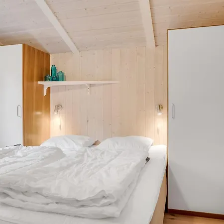 Barnet - 2-2km From The Sea By Interhome